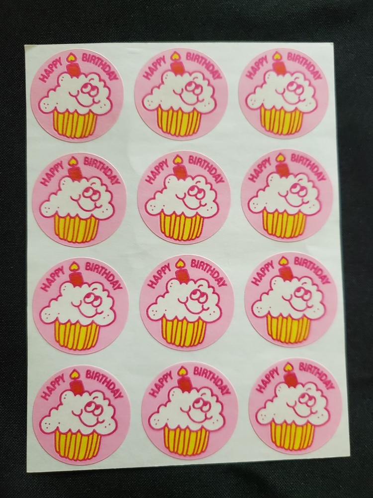Vtg Trend Scratch n Sniff Sticker Happy Birthday Cupcake Matte 12 qty 1981