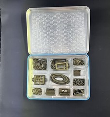 Stampin Up! Hodgepodge Hardware – Embellishment Kit.