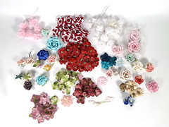 Lot of Loose Artificial Flowers Various Crafting, Card Making, Sewing, Scrapbook