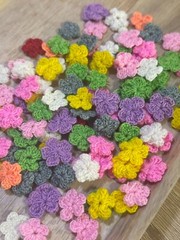 Crochet Flowers Small 100 pcs Pastel Spring Crafts Decoration New Holiday Card D
