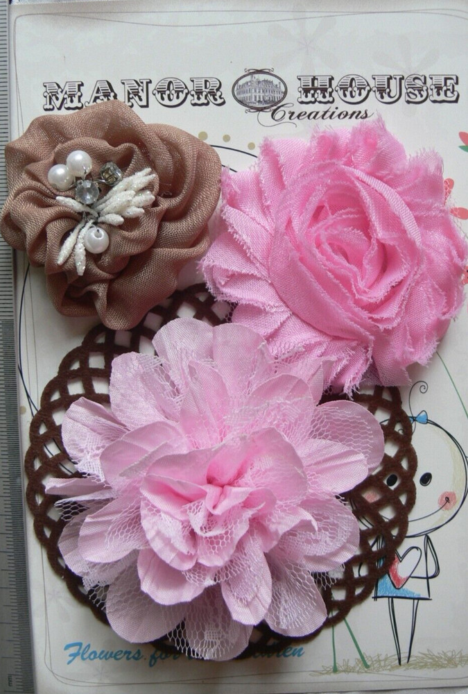 PINK & BROWN Fabric Organza 3 Flower Pk 5-8cm + Felt Doily 10cm – Manor House