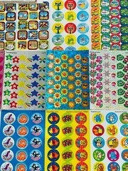 18+ Fun Packs Mxd Themes BLUEY Disney Cartoon Characters Jurassic Mickey Mouse