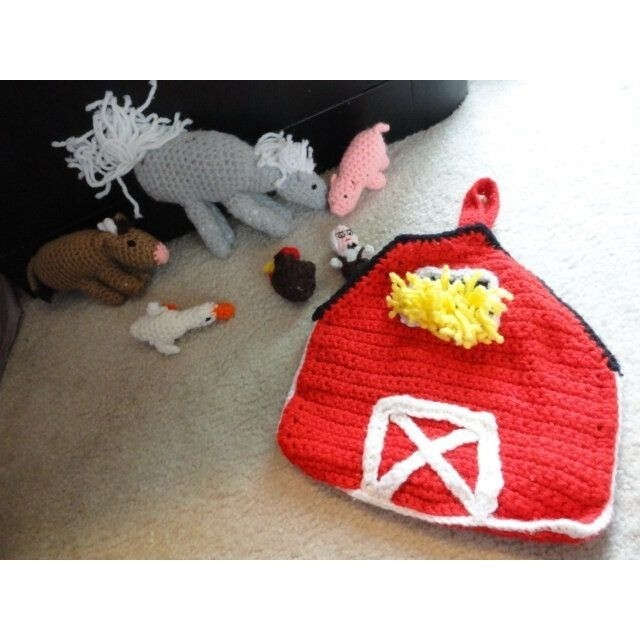 Hand Crochet Barn Farm 5 Animals Tote Toys Cow Rooster Duck Pig Horse Farmer