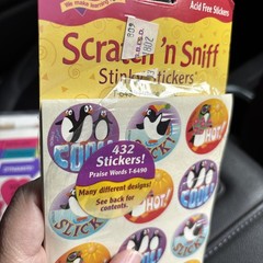 Lot of 432 Vintage Trend Scratch n Sniff Stinky Stickers T-6490 Awesome Animals