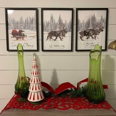 Set of 3 Framed Christmas Wall Art Farmhouse Santa Claus Is Coming To Town Wa…
