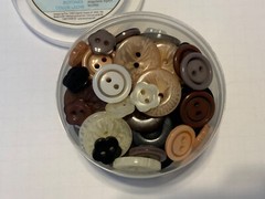Stampin Up NEUTRALS 72 DESIGNER BUTTONS Espresso Black White Crumb Vanilla Gray