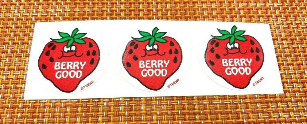 VINTAGE TREND SCRATCH SNIFF BERRY GOOD STRONG STRAWBERRY SCENT STRIP OF 3