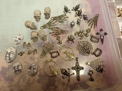 ***LOT OF SKULL AND GOTH EMBELLISHMENTS FOR MIXED MEDIA/SCRAPBOOK ART/JEWELRY***