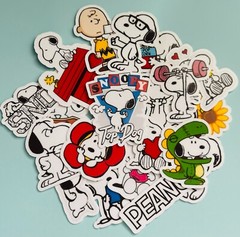 20pcs Snoopy Stickers – Cute Peanuts Cartoon Vinyl Decals for Laptop Waterproof
