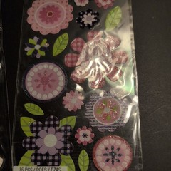 Scrapbooking Butterfly Set of 3 Items: Butterfly Travel Flower Decor – NEW