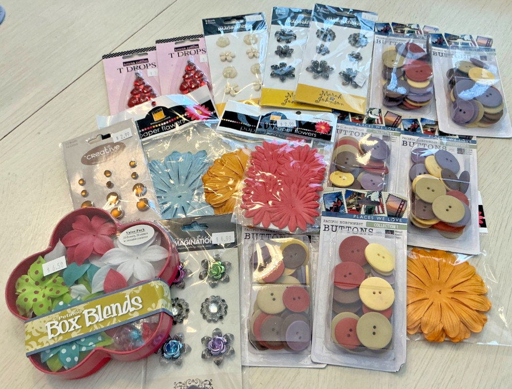 brads buttons flowers scrapbook card tag craft gift lot new