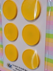 Magnetic Scratch ‘N Sniff Sticker Holders Trend / Everything Smells – Retro 80’s