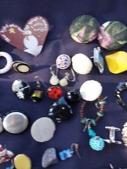 A real athenic fake set of jewelry plastic metal I’m pretty things