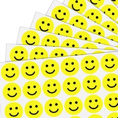 600 PCS – 1″ Smiling Happy Smile Face Stickers, Yellow