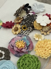 MixCraft Flower Embellishment Lot Paper Felt Fabric Crochet Appliques Scrapbook
