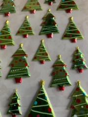 CHRISTMAS PAPER CRAFTS CHRISTMAS TREE PUFFY STICKERS 17PCS BRIGHT GREEN TREES