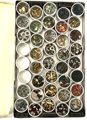 #2 – METAL CASE w/ 40 CONTAINERS – SCRAPBOOKING EMBELLISHMENTS – EYELETS,BRADS++