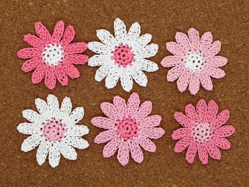 Crochet Flower Small Daisy Applique Embellishment Pink White Mix 6 Pcs