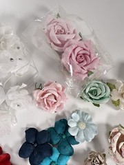 Lot of Loose Artificial Flowers Various Crafting, Card Making, Sewing, Scrapbook