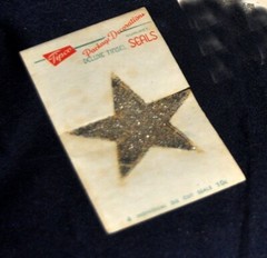 VTG 1920S ANTIQUE XMAS STICKERS 6 SILVER GLITTER LARGE 3″ SIZE STAR CANDLESTICKS