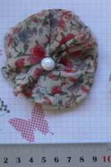 BELLE Organza Pleated RED GREY LATTE Flower Button Centre 65-70 mm Single MH NJC