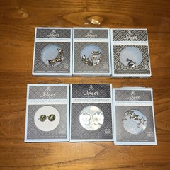 NEW Lot of 6 JOLEES JEWELS Crystallized Swarovski Elements Charms, Earring Post