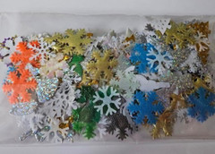 CraftbuddyUS 200pcs Mixed Asst Christmas Fabric Motifs Topper Embellishment,DIY