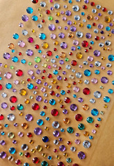CraftbuddyUS 325 x 3,4,5 & 6mm MIXED Self Adhesive Gems