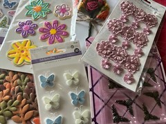 LOT OF 8 FLORAL & METAL STICKERS & EMBELLISHMENTS #368