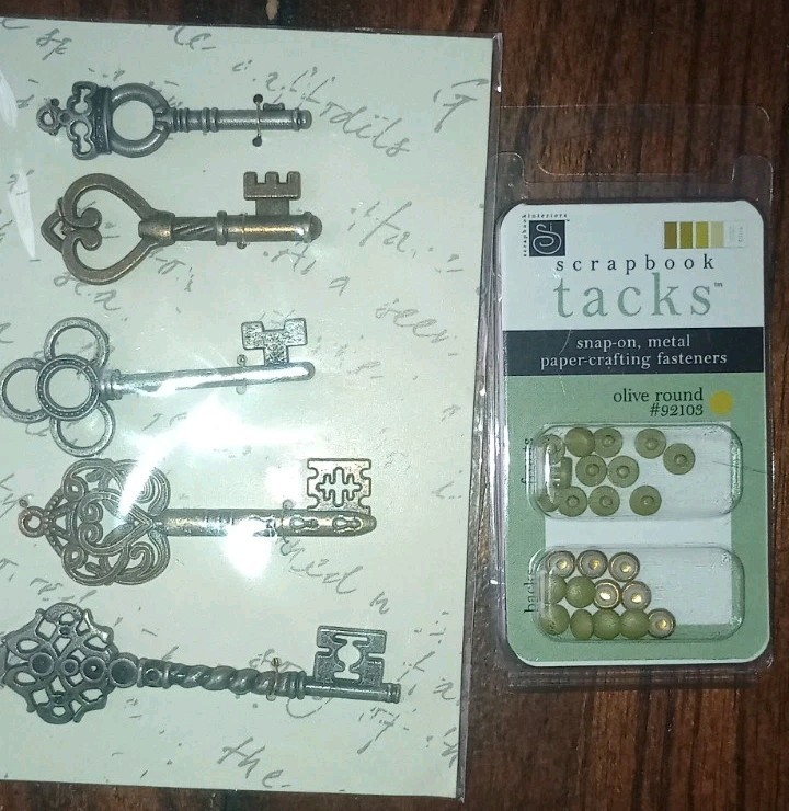 Scrapbook Tacks Olive Round Metal Fasteners & Keys Paper-Crafting Set