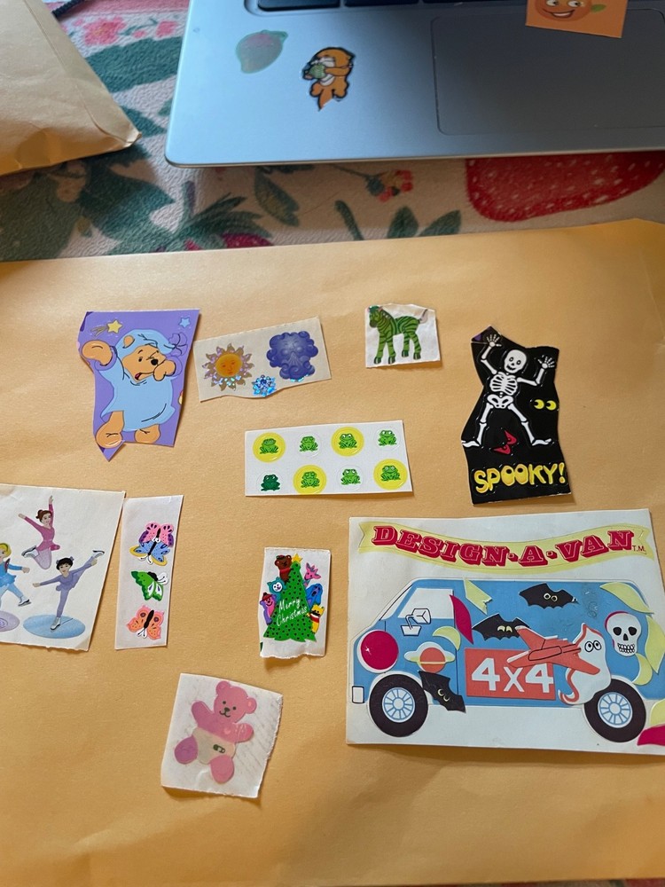 Vintage Sandylion 10 Stickers
