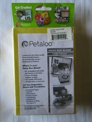 Flora Doodles By Petaloo Large Daisy Blend/20 Flowers-10 Centers GLD/PCH/GRN/BLU