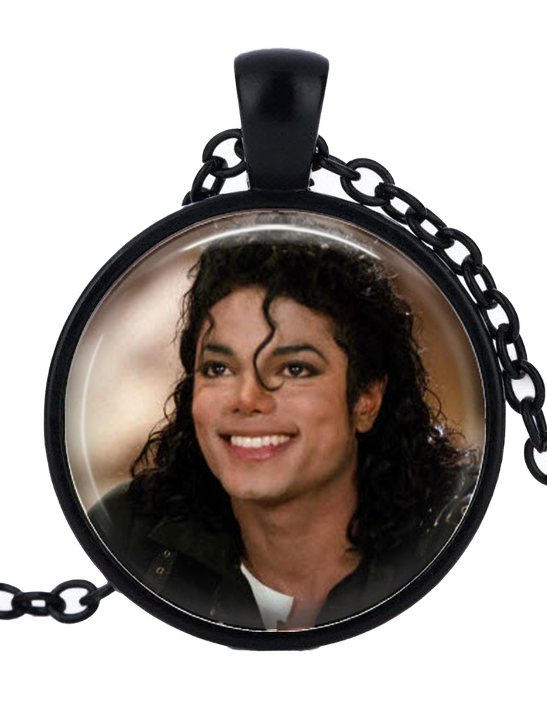 1 SINGER Black Bezel Necklace