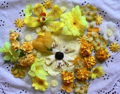Flower Mixed Pack LEMON – YELLOW 1-10 cm – 45 flowers Mixed brands WMF