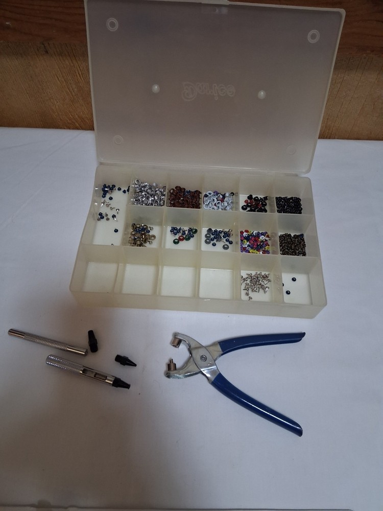 Scrapbooks Snap Fastener Kit Plier Tool