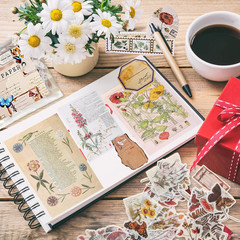 200 Pieces Vintage Scrapbook Supplies Pack for Junk Journal Planners DIY Paper S