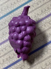 vintage 80s scented GRAPE Diener sniff Purple Grapes rubber 1982 Eraser grape !