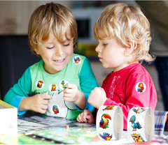 600 Pcs 1.5 Inch round Bird Stickers – Cute Stickers for Kids Birthday Party