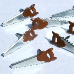 SAW SCRAPBOOKING DECORATIVE BRADS EYELET OUTLET 8 PCS