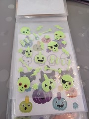 Glow In Dark Glitter Goggly Eyes Halloween 125 Sticker Pack Stickers Sealed New