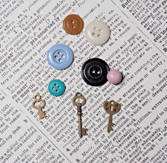 100 Junk Journal & Collage Supplies Ephemera incl. Vintage and Handmade Items