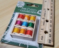 Vtg Card Connection 3D Accent Thread Spools Wood Shelf Miniature Sewing NOS