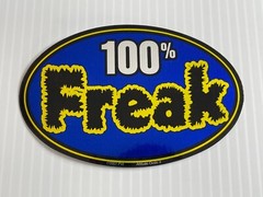 Vintage 2000 – «100% Freak» – Shinny Oval Sticker (Measures 4 1/4 in)