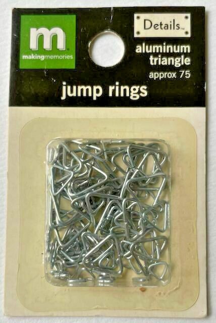 Making Memories Aluminum Triangle Jump Rings 23174 Approx. 75 – NEW