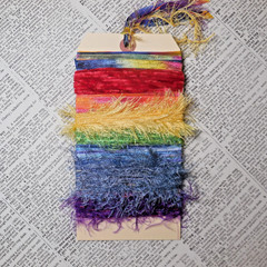 Fiber Art Yarn Journal Scrapbook Mixed Media Gift Wrap 24 Yards «Rainbow»