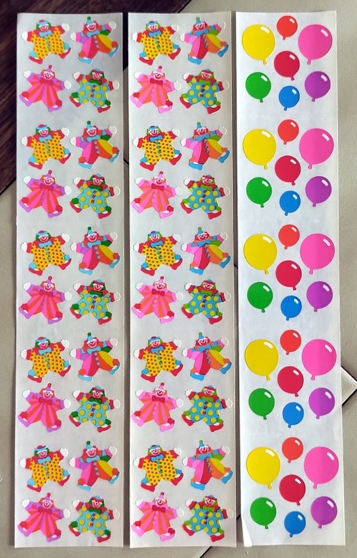 Lot (15 Mods) Vintage SANDYLION Birthday Celebration Stickers: Clowns, Balloons