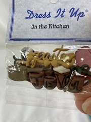 Dress It Up In The Kitchen Button Embellishments Pack Java Pasta Wine