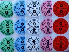 40 FRAGILE STICKERS 2″ ROUND LABELS SEALS SHIPPING SUPPLIES SCRATCH RESISTANT