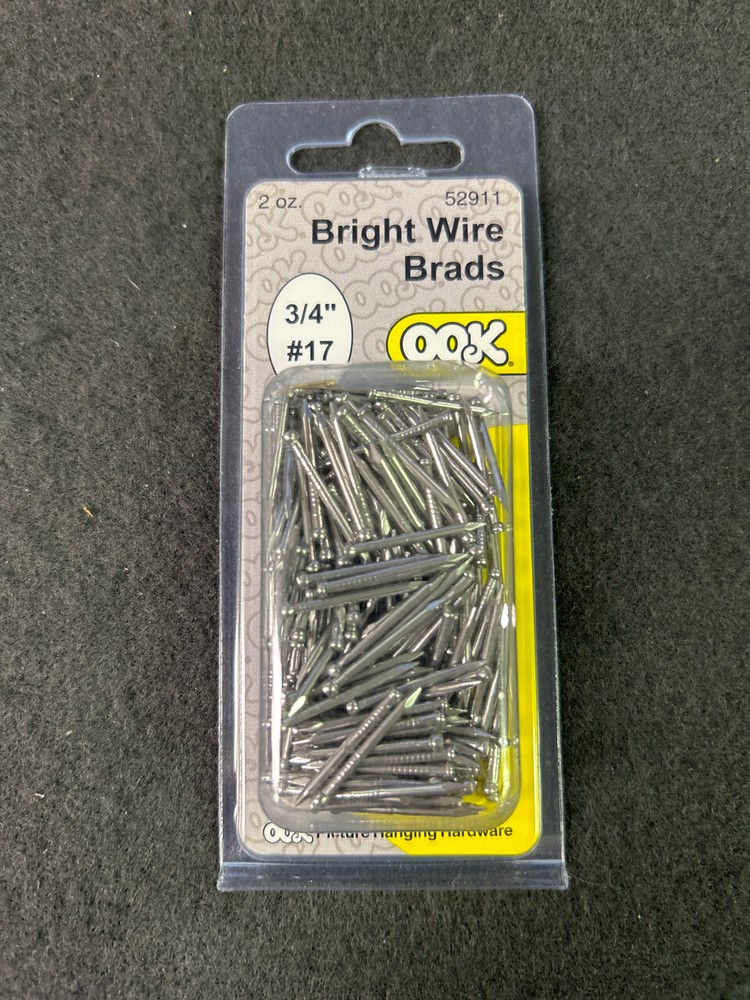 3/4″ #17 Bright Wire Brads