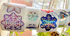 Retro Holiday Stickers Off The Roll: Christmas, Valentine’s Day, and Winter Fun!